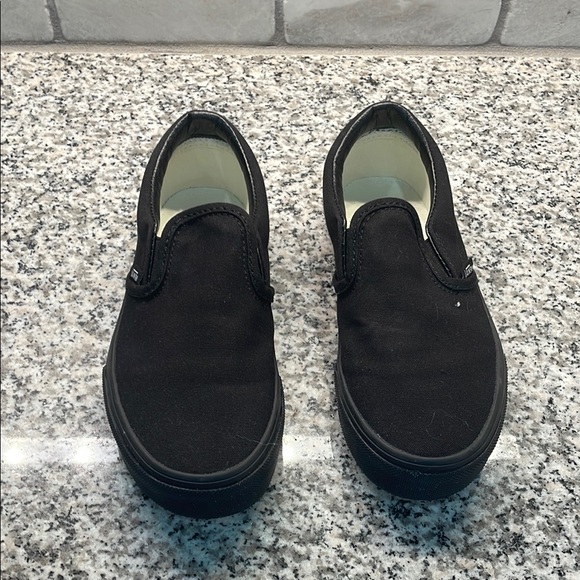 Vans Classic Black Slip-On Shoes - Picture 1 of 4